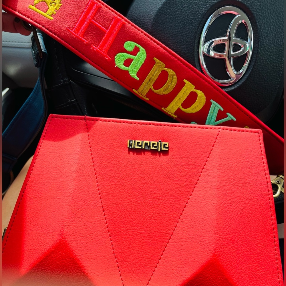 HEREJE Red Women's Bag - Picture 2 of 11